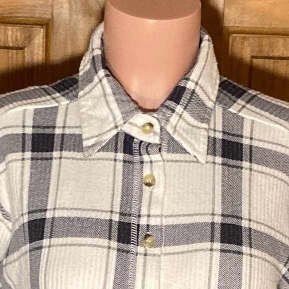 EUC Vintage Nuggets Flannel Top Size L - Picture 6 of 10